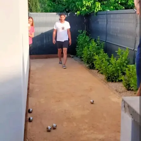 Maison Climatisee Avec Piscine Chauffee Nyaraló *
